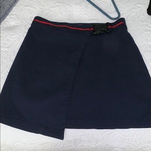 navy buckle skirt